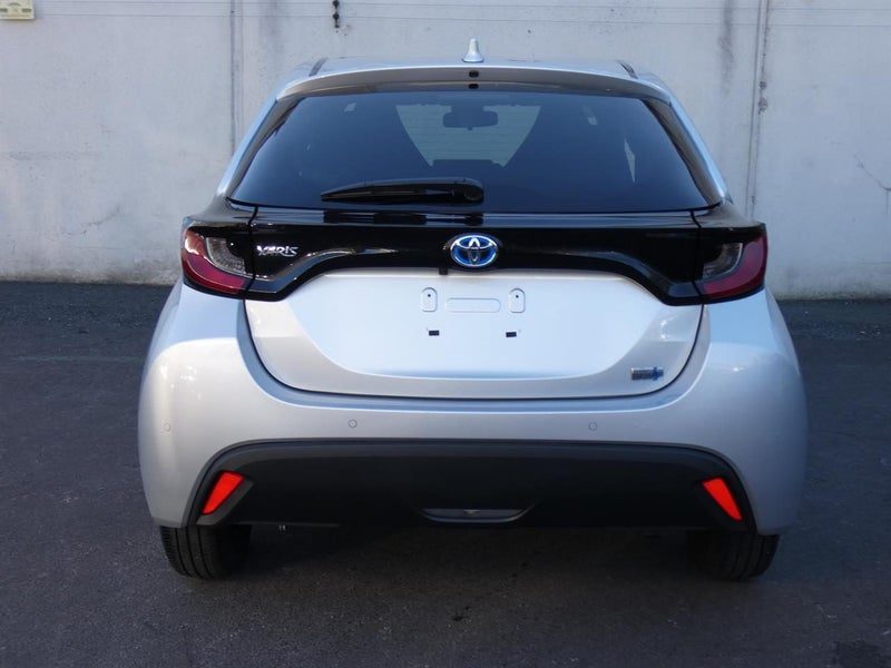 2021 Toyota Yaris Hybrid, photo 3