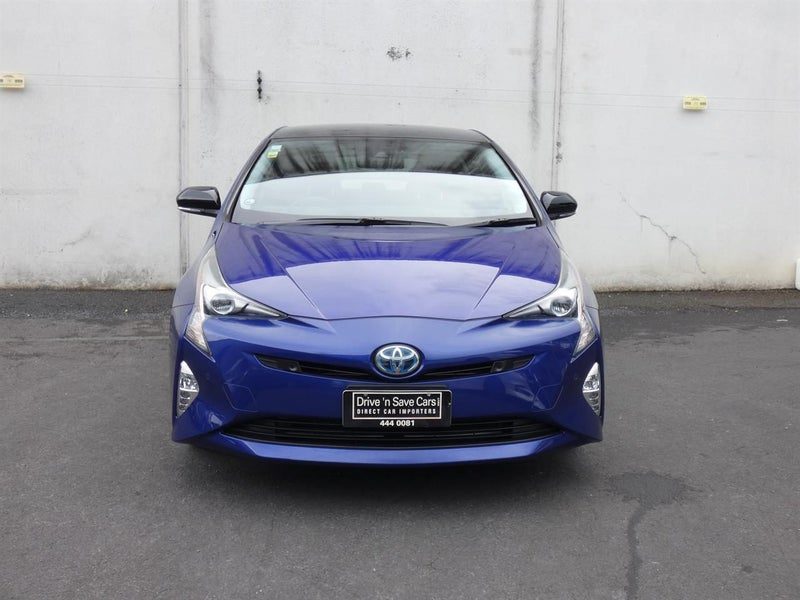 2018 Toyota Prius S, photo 2