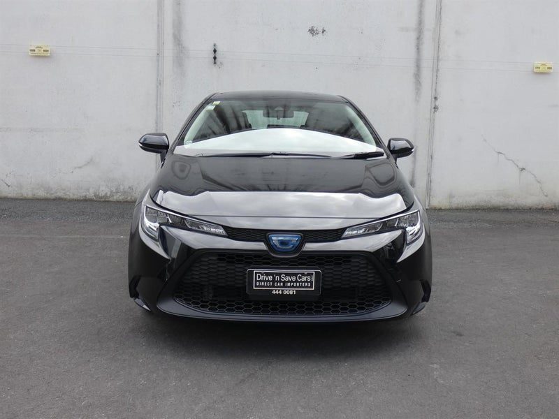 2020 Toyota Corolla Touring, photo 2