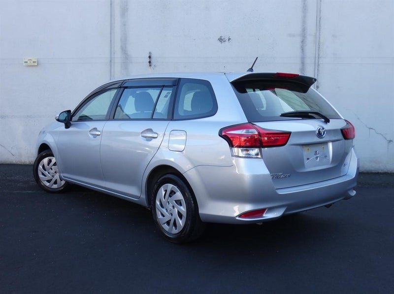 2021 Toyota Corolla Fielder, photo 3
