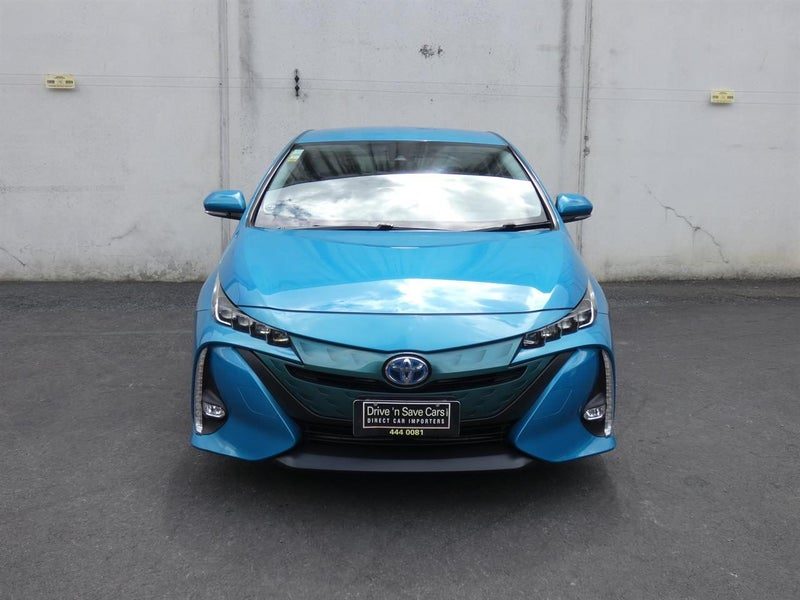 2017 Toyota Prius S, photo 2