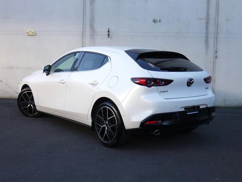 2019 Mazda 3 20S, photo 3