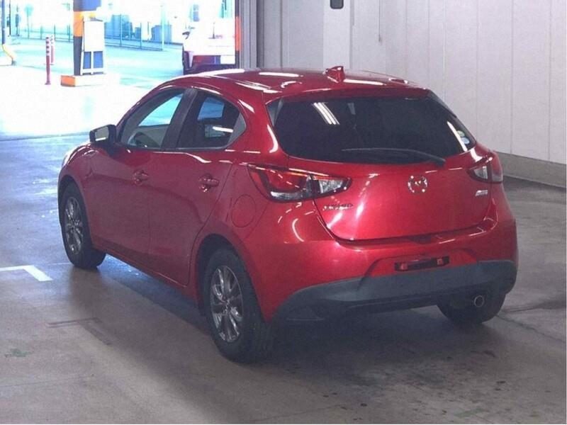 2017 Mazda Demio 13 S, photo 2