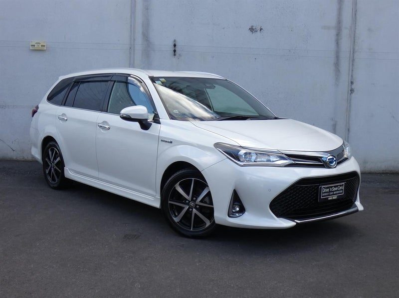 2018 Toyota Corolla Fielder, main photo