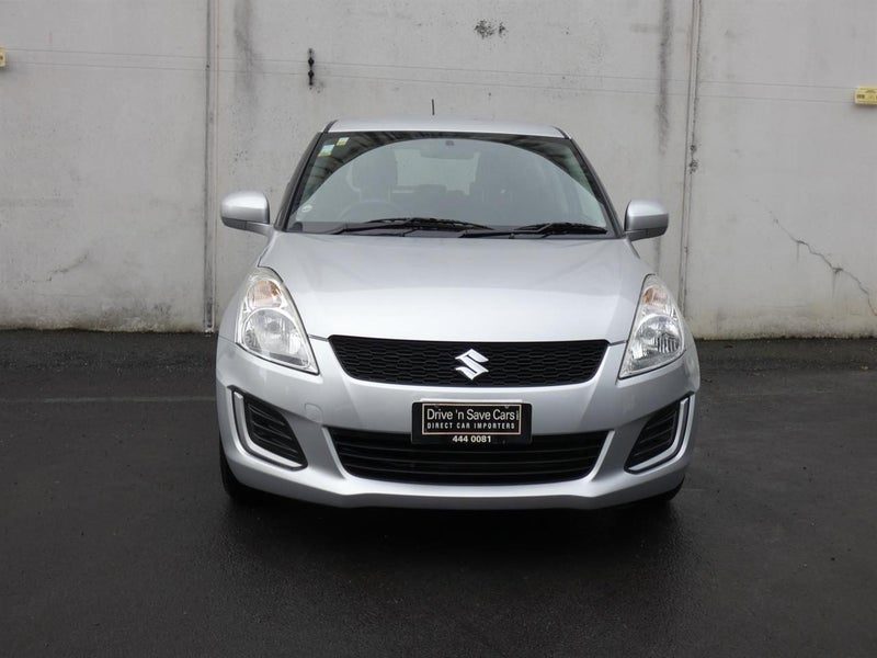 2015 Suzuki Swift, photo 2