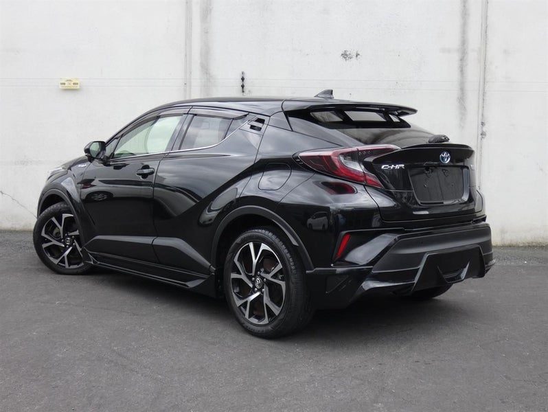 2017 Toyota C-HR G, photo 3