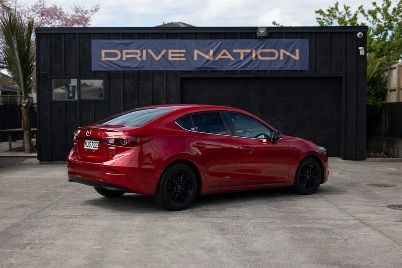 2014 Mazda Axela, photo 2