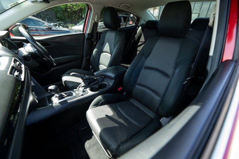 2014 Mazda Axela, photo 3