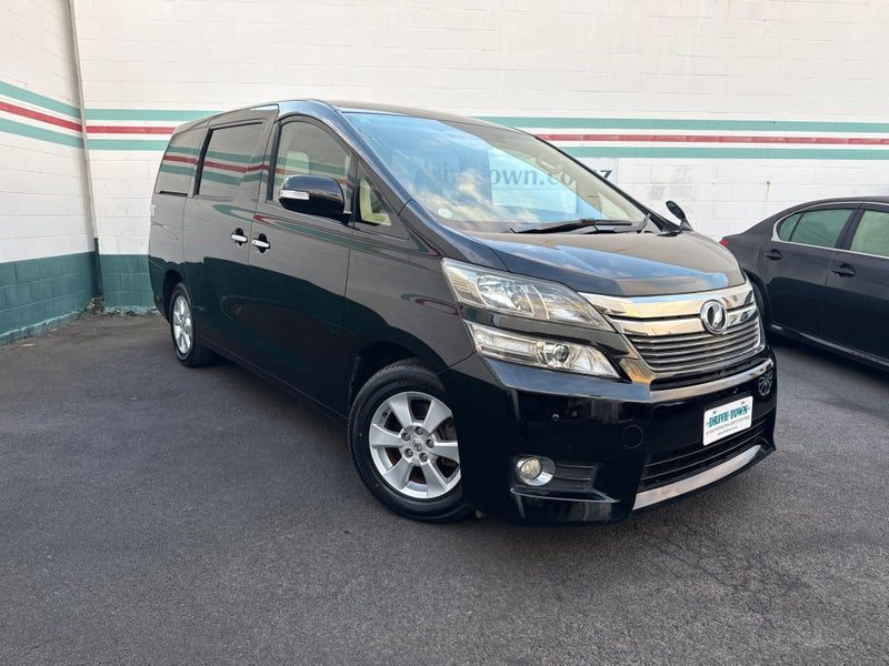 2012 Toyota Vellfire 2.4X 8 Seat, main photo