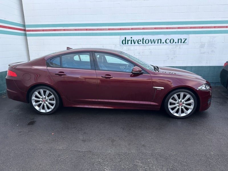 2015 Jaguar XF R Sport Limited, photo 3