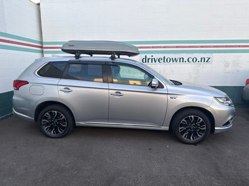 2018 Mitsubishi Outlander PHEV G 4WD, photo 2
