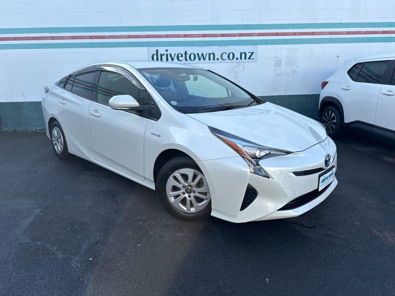 2016 Toyota Prius Hybrid S