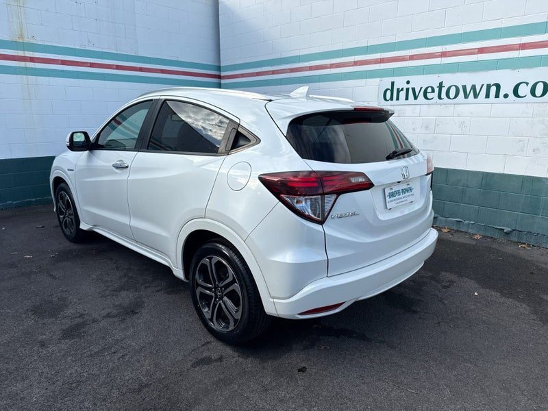 2016 Honda Vezel Hybrid Z, photo 2