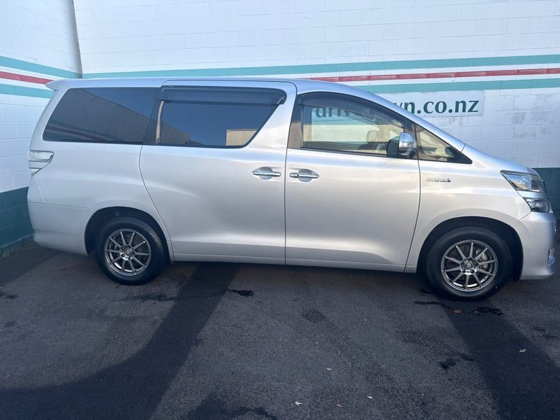 2014 Toyota Vellfire Hybrid X 4WD 7 Seat Sunroof, photo 3