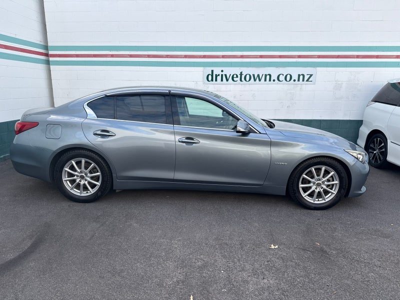 2016 Nissan Skyline 350GT Hybrid, photo 3