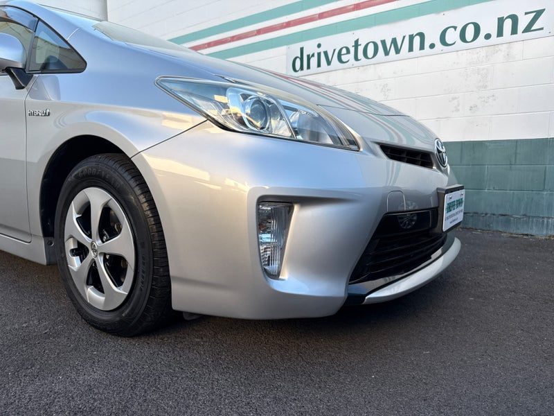2013 Toyota Prius S Hybrid, photo 3