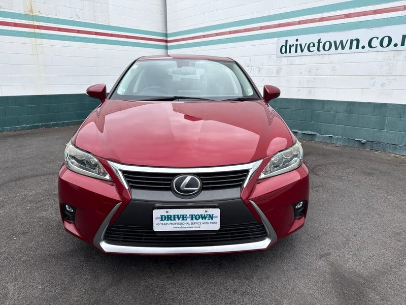 2014 Lexus CT 200h Hybrid Facelift, photo 2