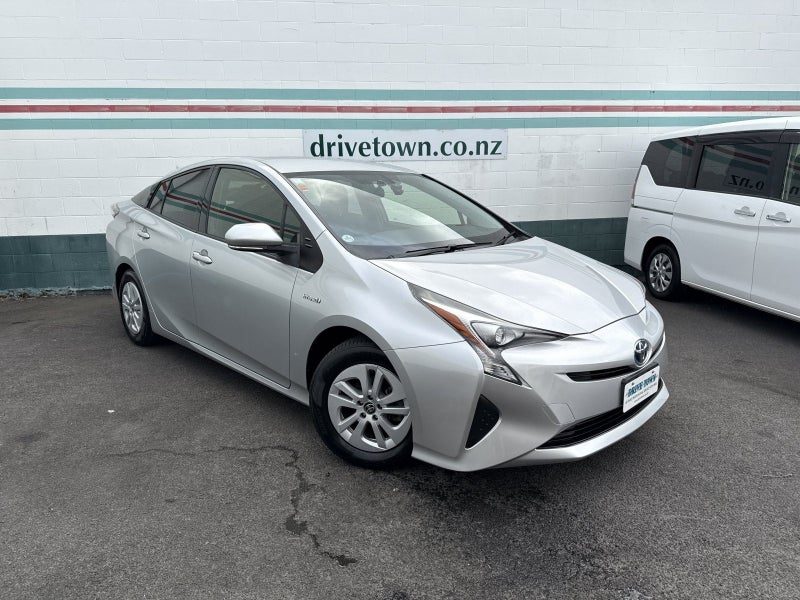 2016 Toyota Prius Hybrid S