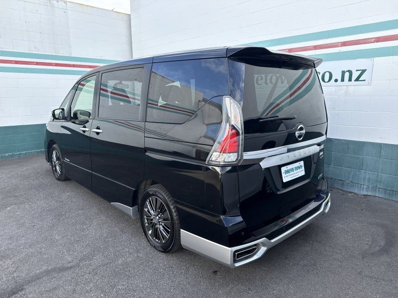 2016 Nissan Serena Rider 8 Seat New Model, photo 2