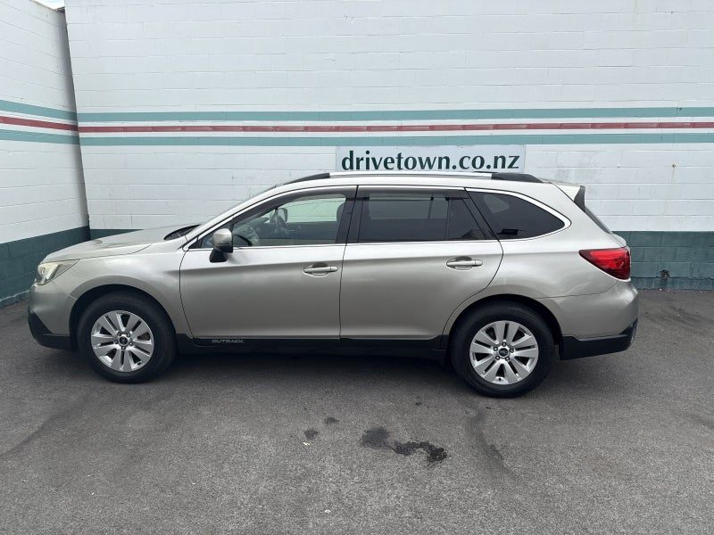 2014 Subaru Outback 4WD, photo 3