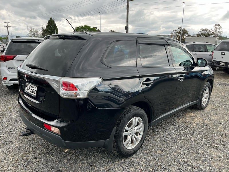 2013 Mitsubishi Outlander LS 2.0 Auto NZ New, photo 3