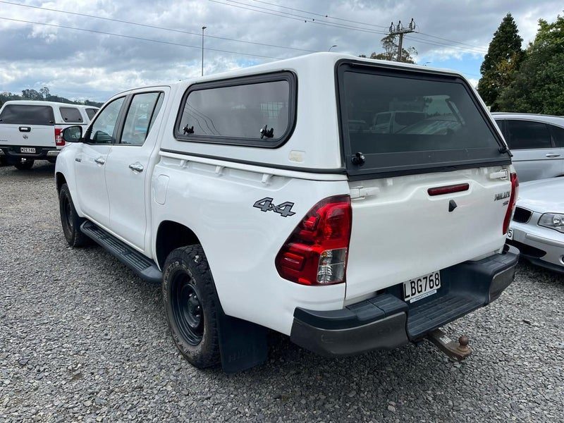 2017 Toyota Hilux SR 2.8DT 4WD D/Cab 6Auto NZ New, photo 2