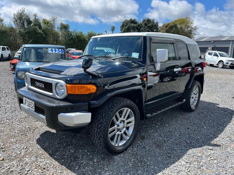 2011 Toyota FJ Cruiser 4.0 Auto 4WD, photo 3
