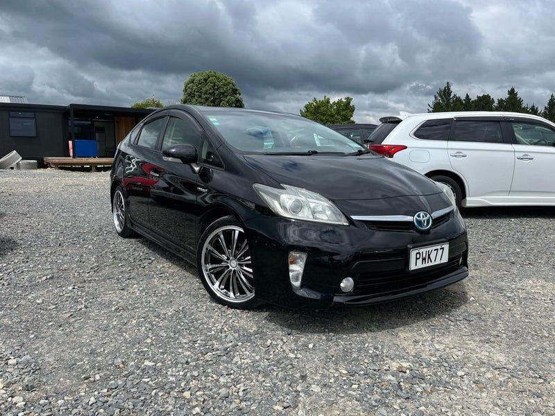 2012 Toyota Prius 1.8 HYBRID AUTO 5 DR HATCHBACK