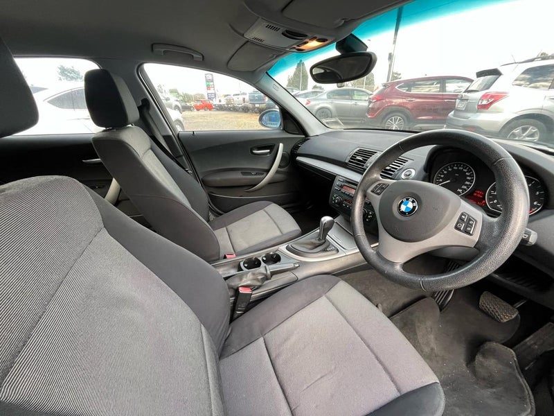 2006 BMW 118i 2.0 Auto 5Dr Hatchbabck, photo 3