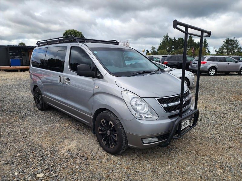 2014 Hyundai iMax 2.5 CRDI AUTO 8 Seater NZ New