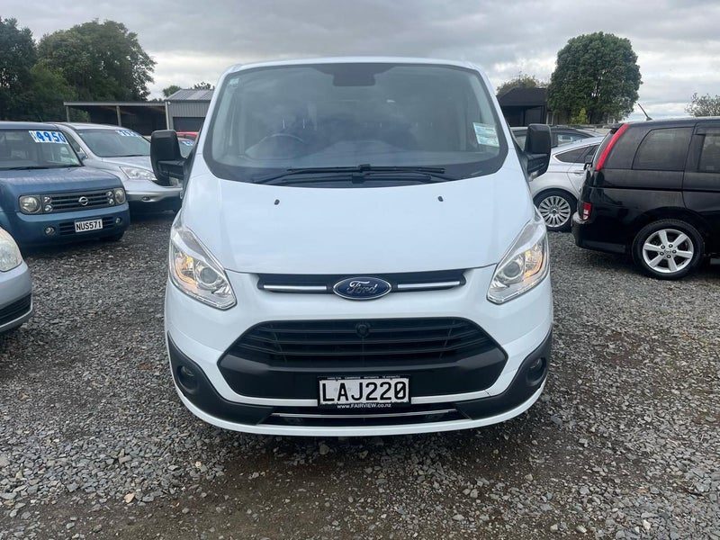 2017 Ford Transit Tourneo Trend, photo 2