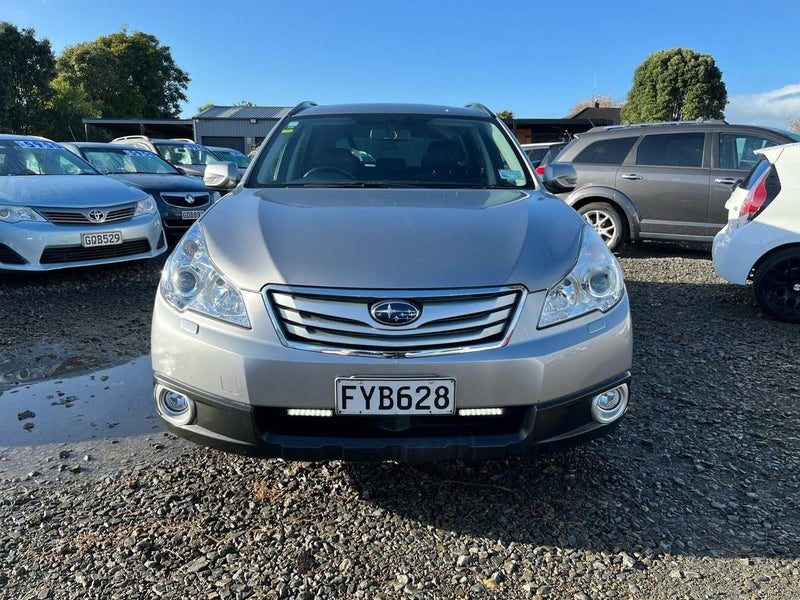 2011 Subaru Outback 3.6R Premium 4WD NZ New, photo 2