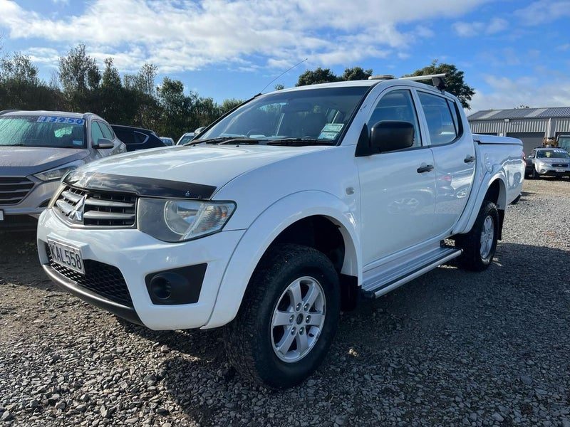 2012 Mitsubishi Triton GL, photo 3