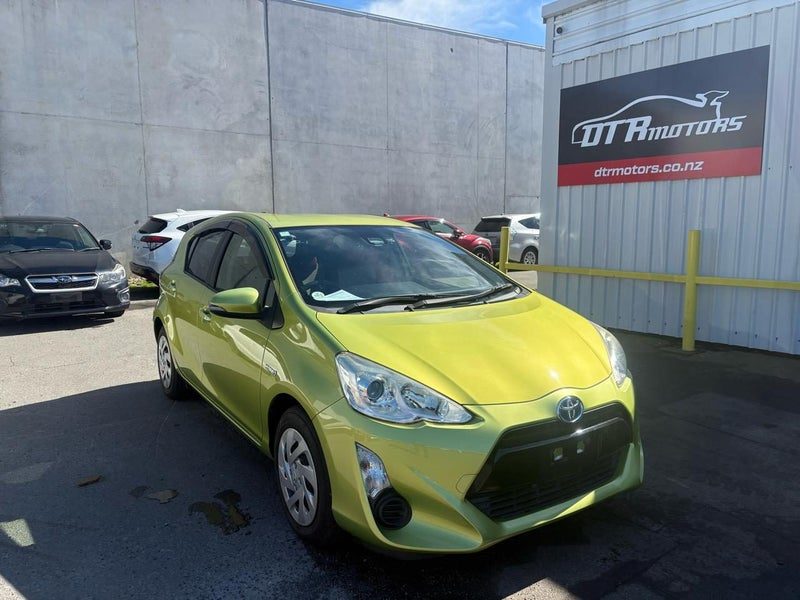 2015 Toyota Aqua S