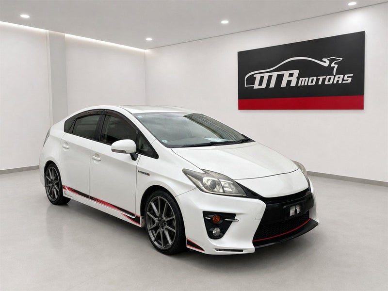 2013 Toyota Prius G'S Model