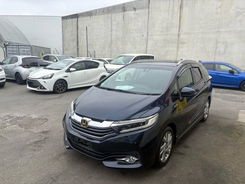 2016 Honda Shuttle HYBRID X, photo 3