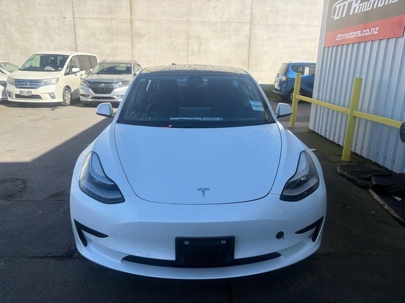 2020 Tesla Model 3 STD RANGE PLUS, photo 2