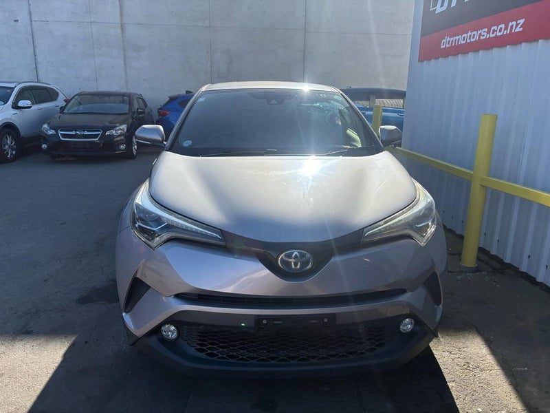 2017 Toyota C-HR G, photo 2