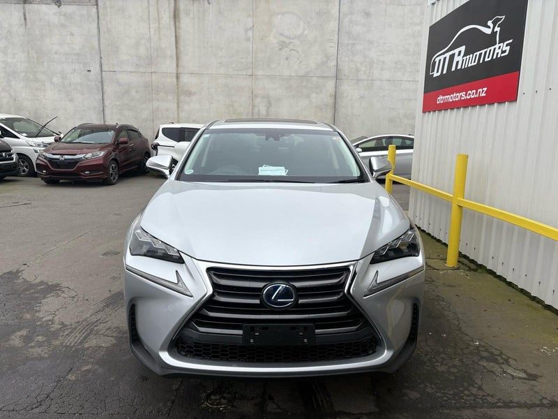 2015 Lexus NX 300h Hybrid, photo 2