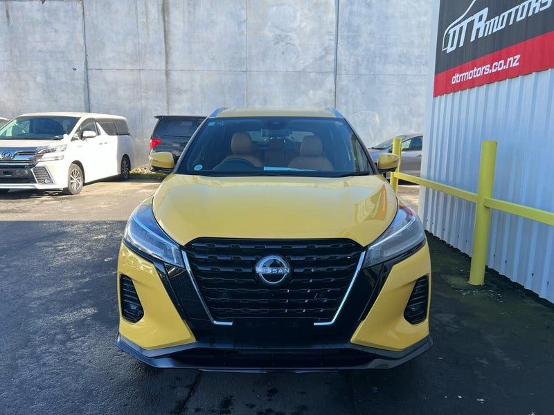 2020 Nissan Kicks X, photo 2