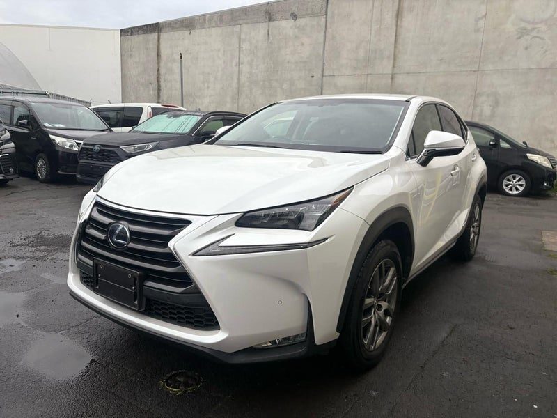 2015 Lexus NX 300h I PACKAGE, photo 3