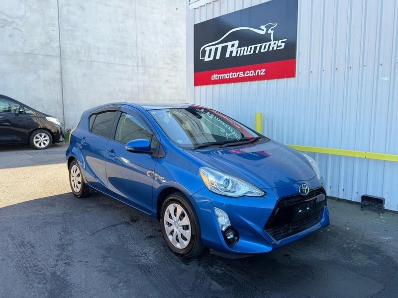 2017 Toyota Aqua S SMART ENTRY PACKAGE