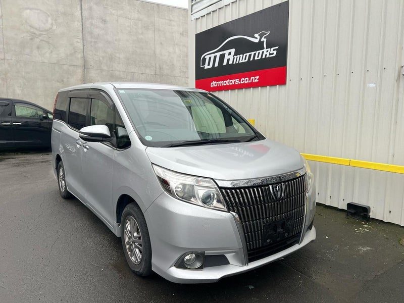 2015 Toyota Esquire XI