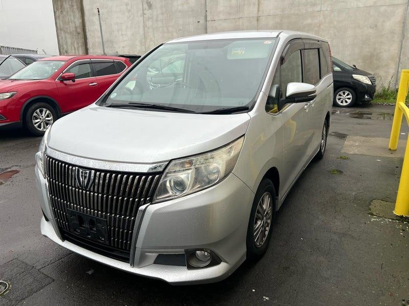 2015 Toyota Esquire XI, photo 3