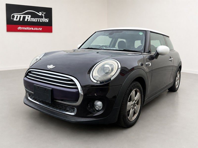 2015 MINI Cooper, photo 2