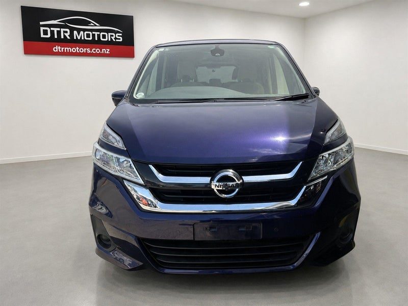 2016 Nissan Serena 8 Seater, photo 2