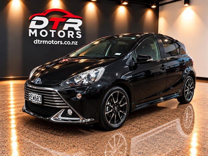 2014 Toyota Aqua GS Model !