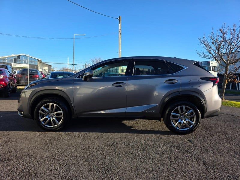 2015 Lexus NX 300h Hybrid, photo 3