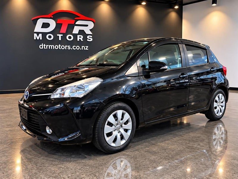 2015 Toyota Vitz Reversing Camera Push Start !, main photo