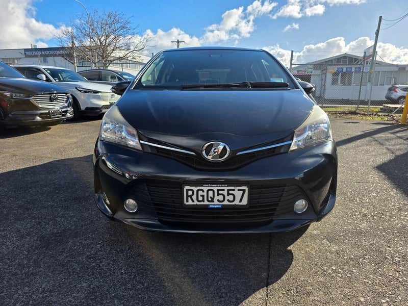 2015 Toyota Vitz Reversing Camera Push Start !, photo 3